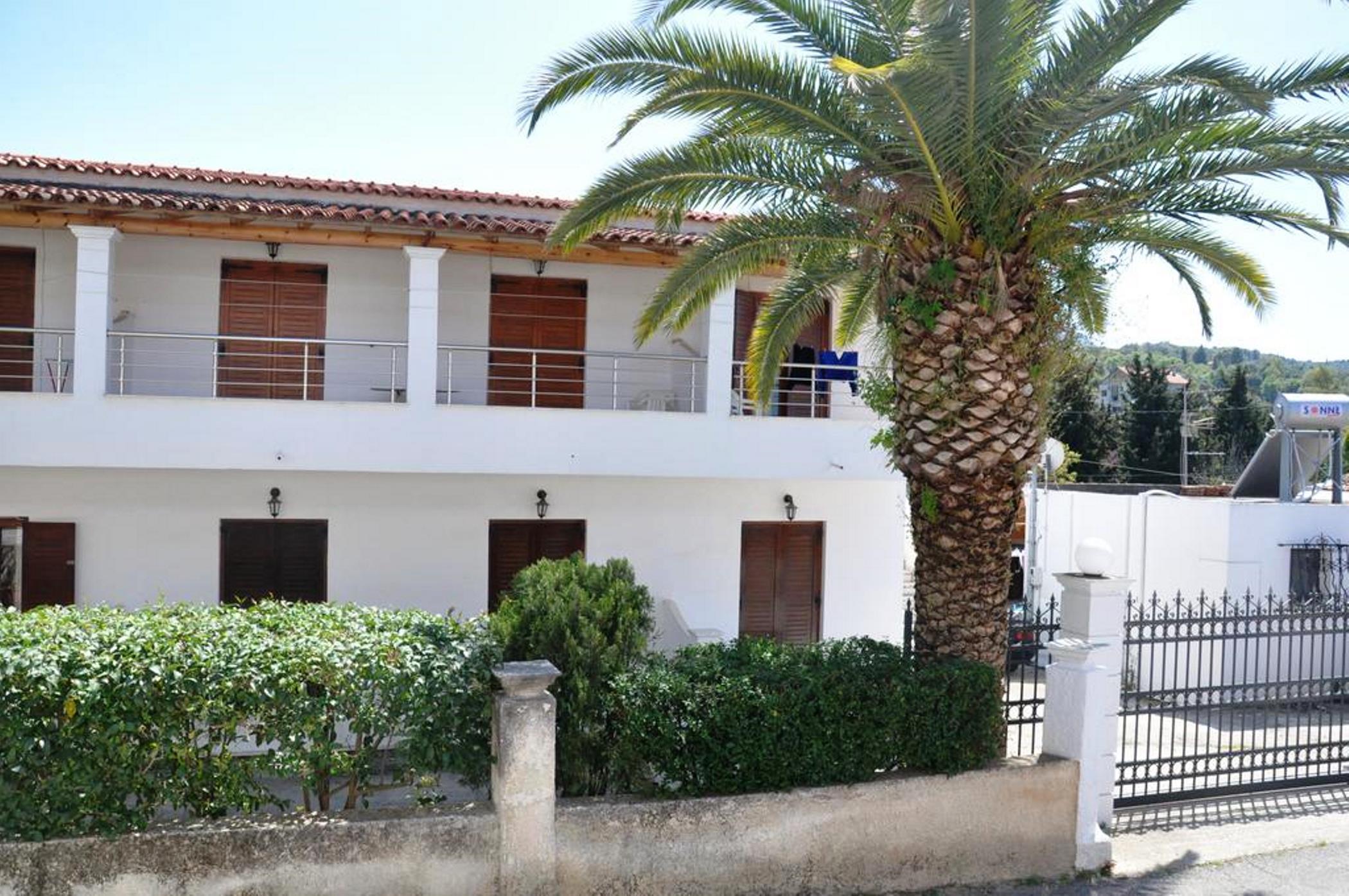 אצ'ארבי Koskinas Apartments מראה חיצוני תמונה
